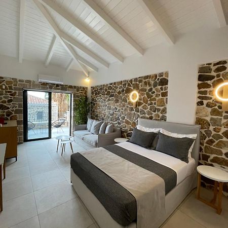 Trocadero Luxury Suites แอร์มิโอนี ภายนอก รูปภาพ
